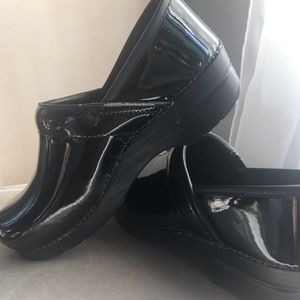 Black patent leather professional Dansko clogs